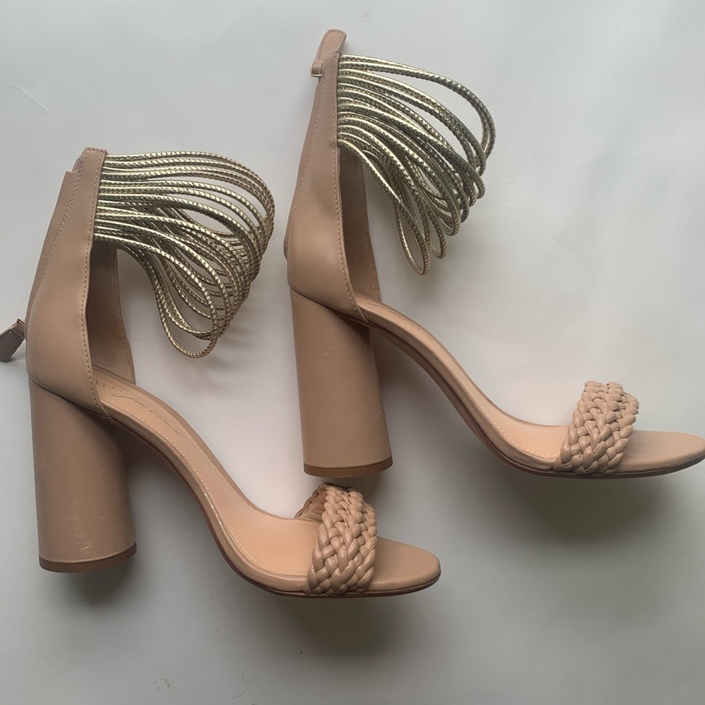 VC John Camuto Beige Gold Ankle Chunky Heels